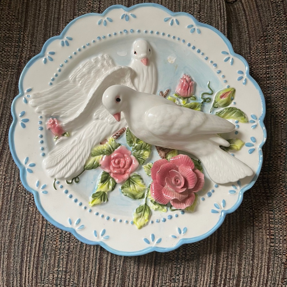 Vintage 3D Ceramic Decorative Plate White Doves Pink Roses Scalloped Edge 8 inch